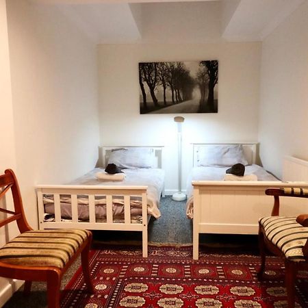Twin Room Earls Court Central London - Shared Accommodation Eksteriør billede
